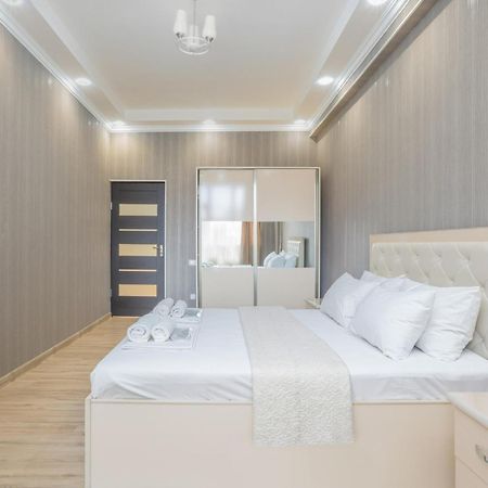 2 Bedrooms 2 Bathrooms Large And Lux Apartment Best Location Jerevan Eksteriør bilde