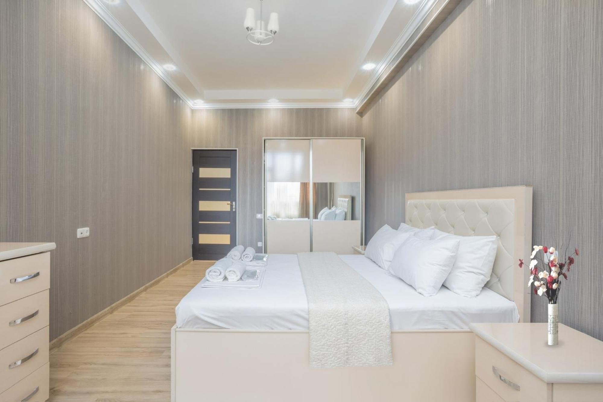 2 Bedrooms 2 Bathrooms Large And Lux Apartment Best Location Jerevan Eksteriør bilde