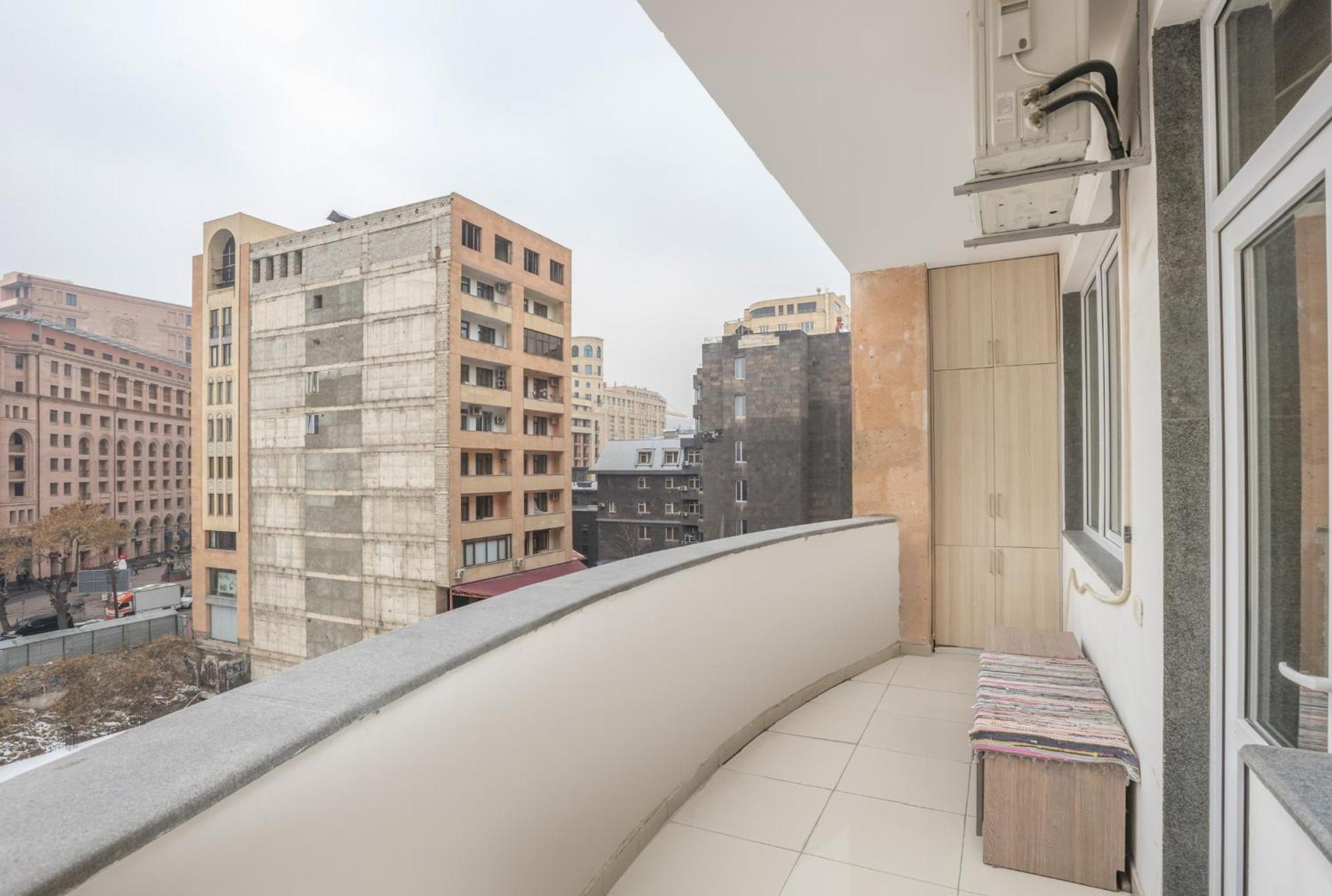 2 Bedrooms 2 Bathrooms Large And Lux Apartment Best Location Jerevan Eksteriør bilde